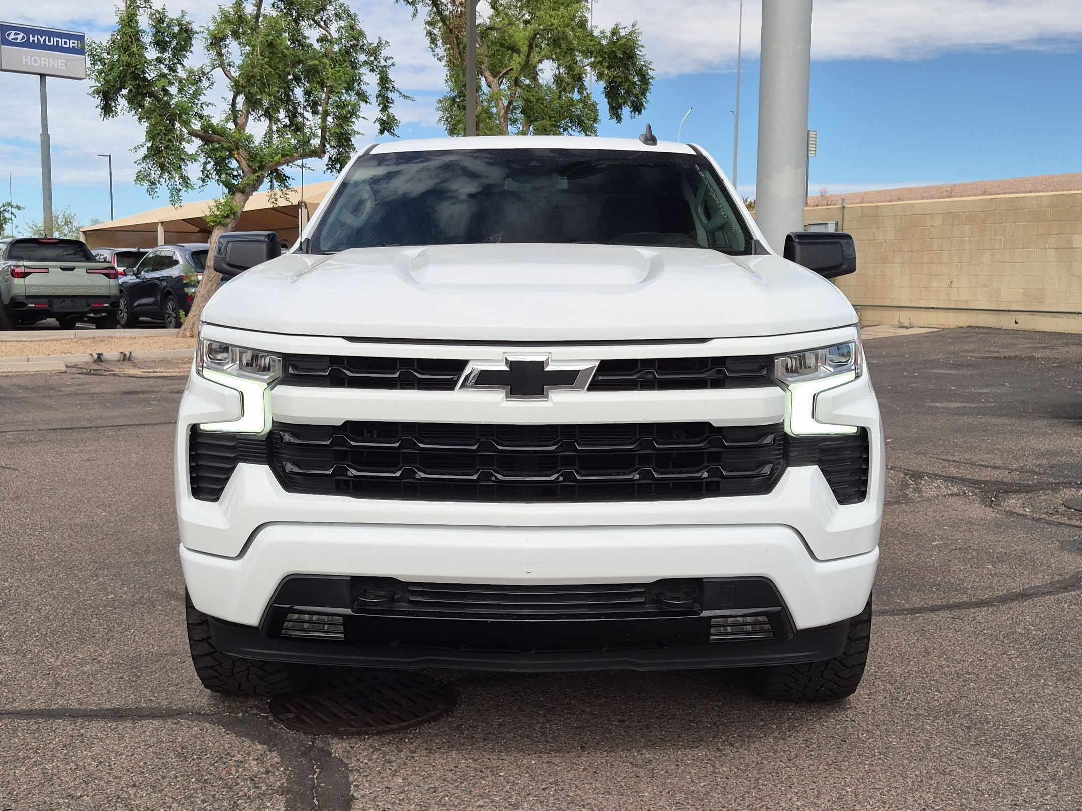 Used 2022 Chevrolet Silverado 1500 RST AWD/4WD image 2