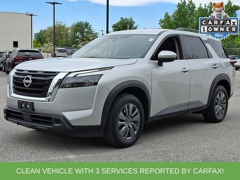 Used 2025 Nissan Pathfinder SV FWD image 6