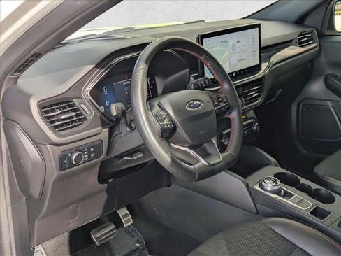 Used 2024 Ford Escape ST-Line w/ Tech Pack #1 image 10