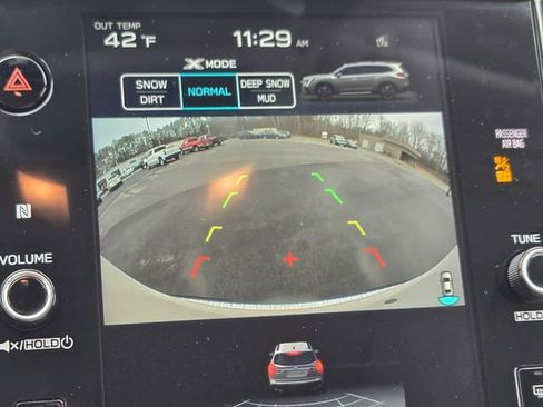 Used 2023 Subaru Ascent Limited w/ Technology Package image 27