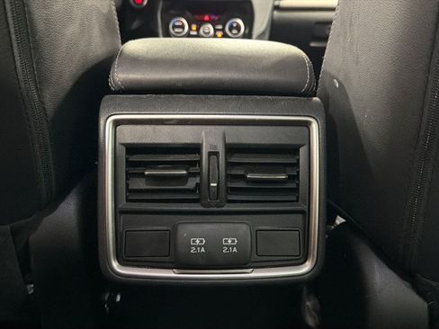 Certified 2022 Subaru Forester Limited AWD/4WD image 36