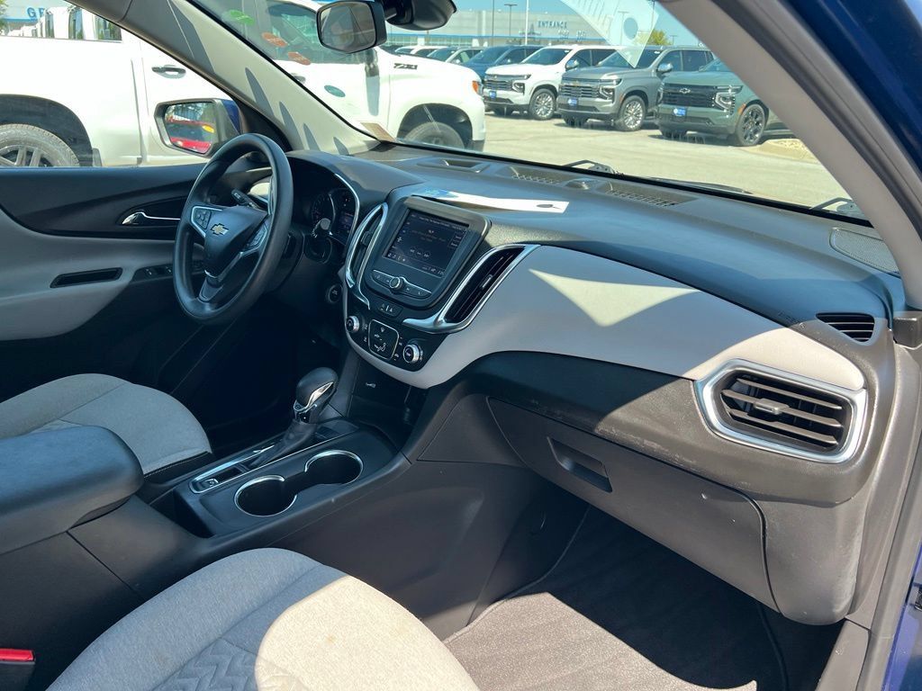 Used 2022 Chevrolet Equinox LT FWD image 26