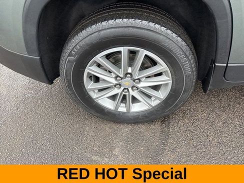 Used 2022 Chevrolet Traverse LT w/ LPO, Floor Liner Package AWD/4WD image 46