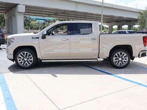New 2026 GMC Sierra 1500 Denali w/ Denali Reserve Package AWD/4WD image 4