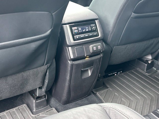 Used 2021 Subaru Ascent Limited w/ Technology Package AWD/4WD image 38
