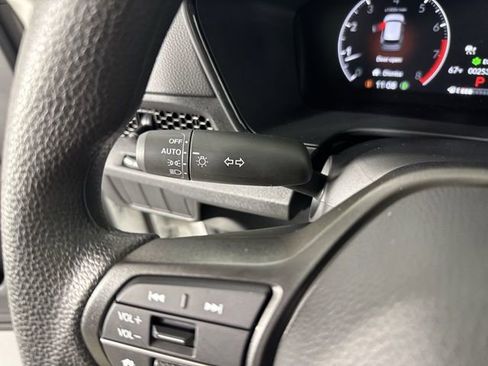 Used 2026 Honda CR-V EX image 17