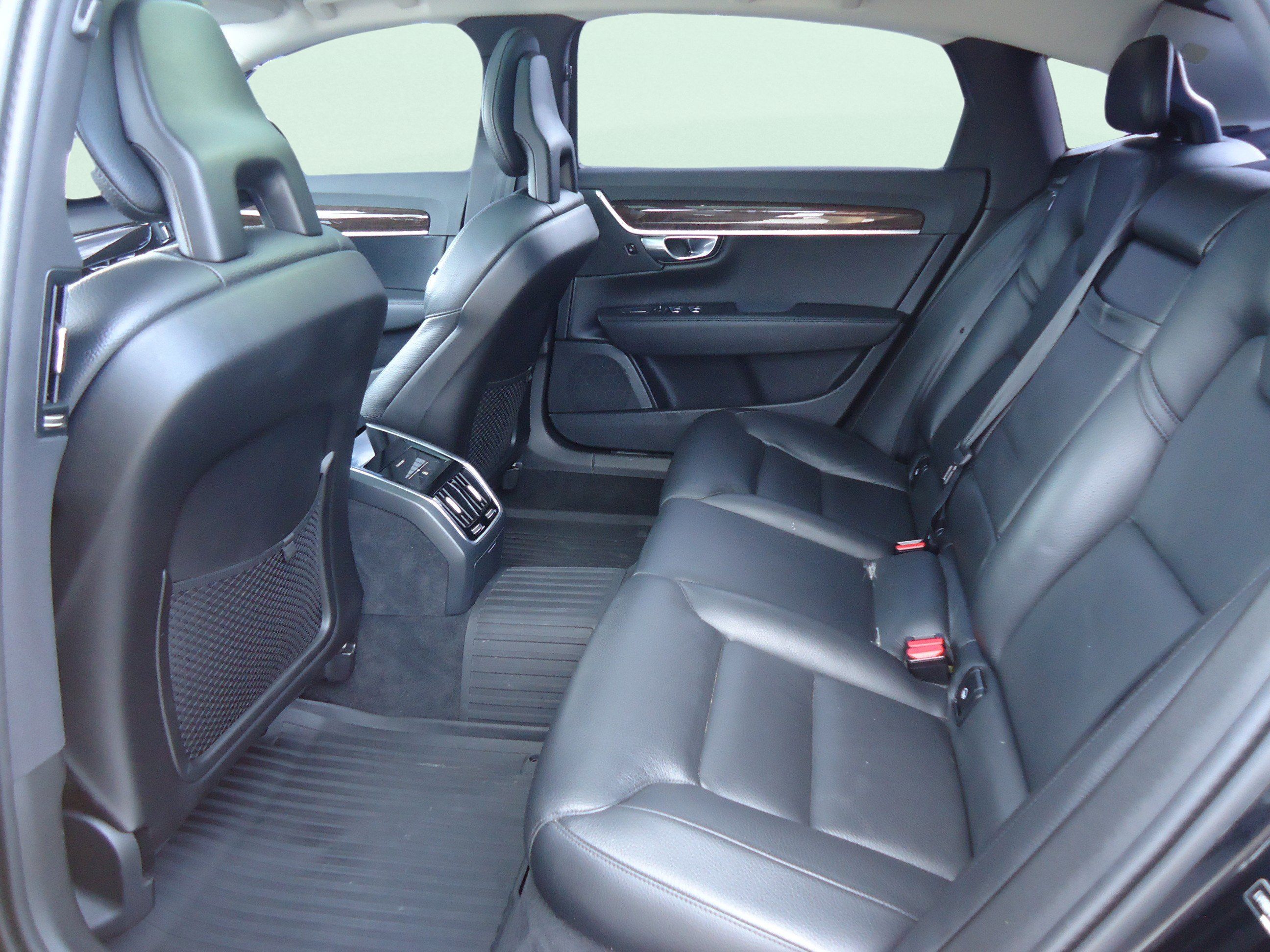 Used 2018 Volvo S90 T5 Momentum w/ Convenience Package AWD/4WD image 26