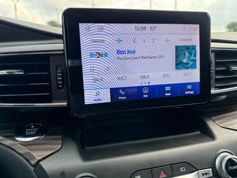 Used 2020 Ford Explorer Limited AWD/4WD image 21