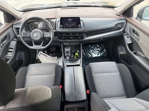 Used 2023 Nissan Rogue SV image 14