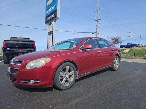 Used 2010 Chevrolet Malibu LTZ w/ HFV6 Engine Package FWD image 2