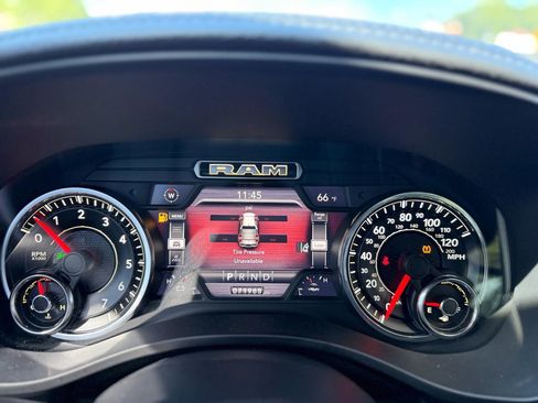 Used 2019 RAM 1500 Laramie RWD image 61