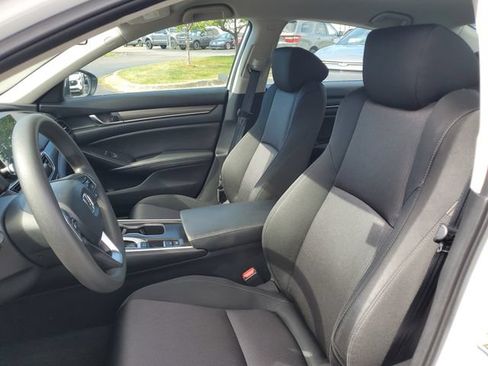 Used 2020 Honda Accord LX image 5