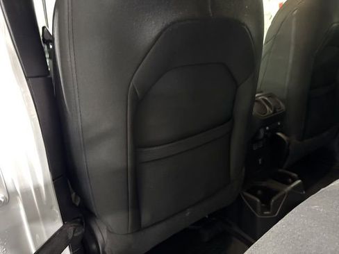 Used 2021 Jeep Gladiator Overland image 25