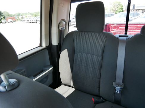 Used 2019 RAM 1500 Warlock AWD/4WD image 12