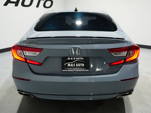 Used 2021 Honda Accord Sport image 8