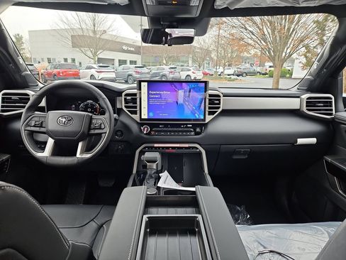 New 2026 Toyota Tundra Limited AWD/4WD image 7