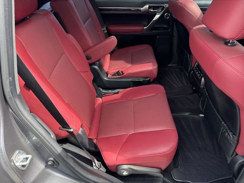 Used 2023 Lexus GX 460 Premium w/ Accessory Package image 15