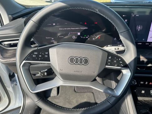 New 2025 Audi Q5 Premium Plus image 11