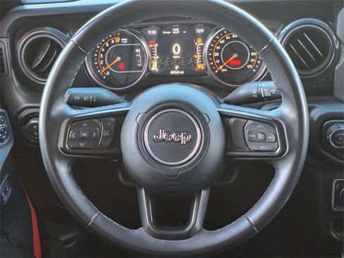 Certified 2022 Jeep Gladiator Sport image 26
