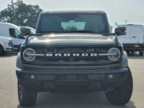 New 2025 Ford Bronco Outer Banks image 3