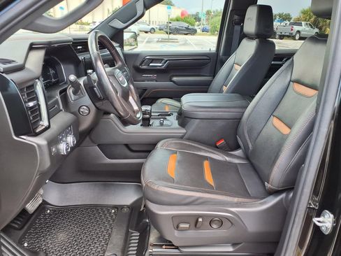 Used 2023 GMC Sierra 1500 AT4 w/ AT4 Preferred Package AWD/4WD image 24