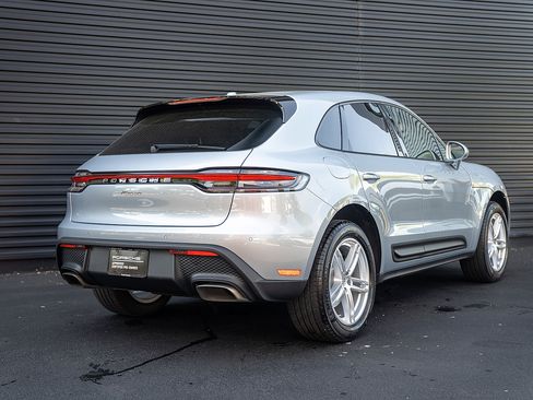 Used 2026 Porsche Macan AWD/4WD image 28