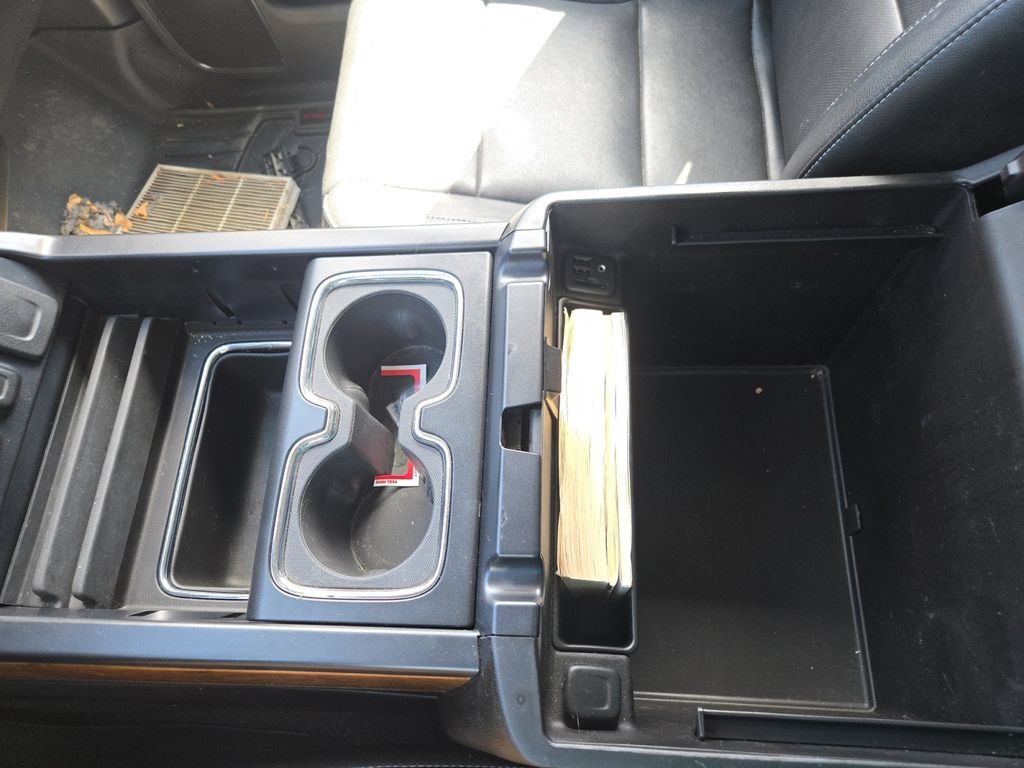 Used 2015 Chevrolet Silverado 2500 LTZ AWD/4WD image 26