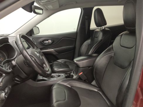 Used 2020 Jeep Cherokee Latitude Plus w/ Comfort/Convenience Group image 17