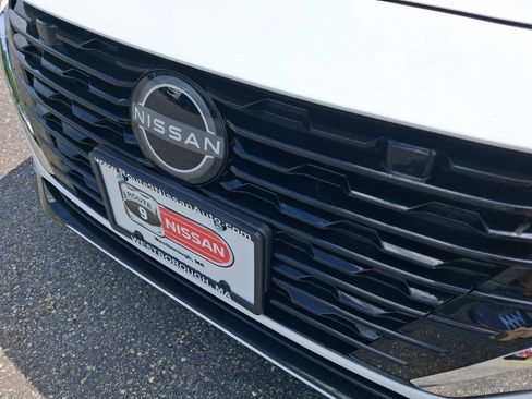 Used 2025 Nissan Sentra SV w/ All-Weather Package FWD image 13