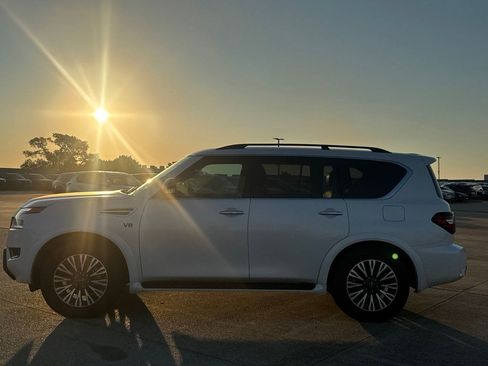 Used 2021 Nissan Armada SL w/ Midnight Edition Package RWD image 14