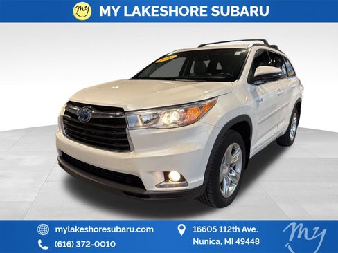 Used 2016 Toyota Highlander Limited Platinum image 3