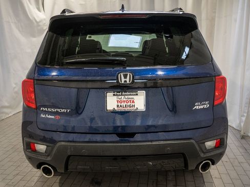 Used 2023 Honda Passport Elite image 5