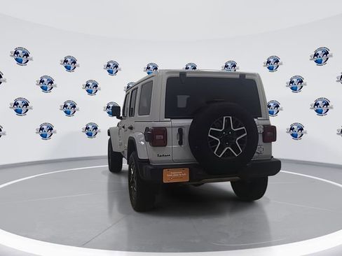 Certified 2024 Jeep Wrangler Sahara image 7