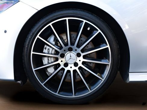 Used 2022 Mercedes-Benz CLA 35 AMG 4MATIC image 36