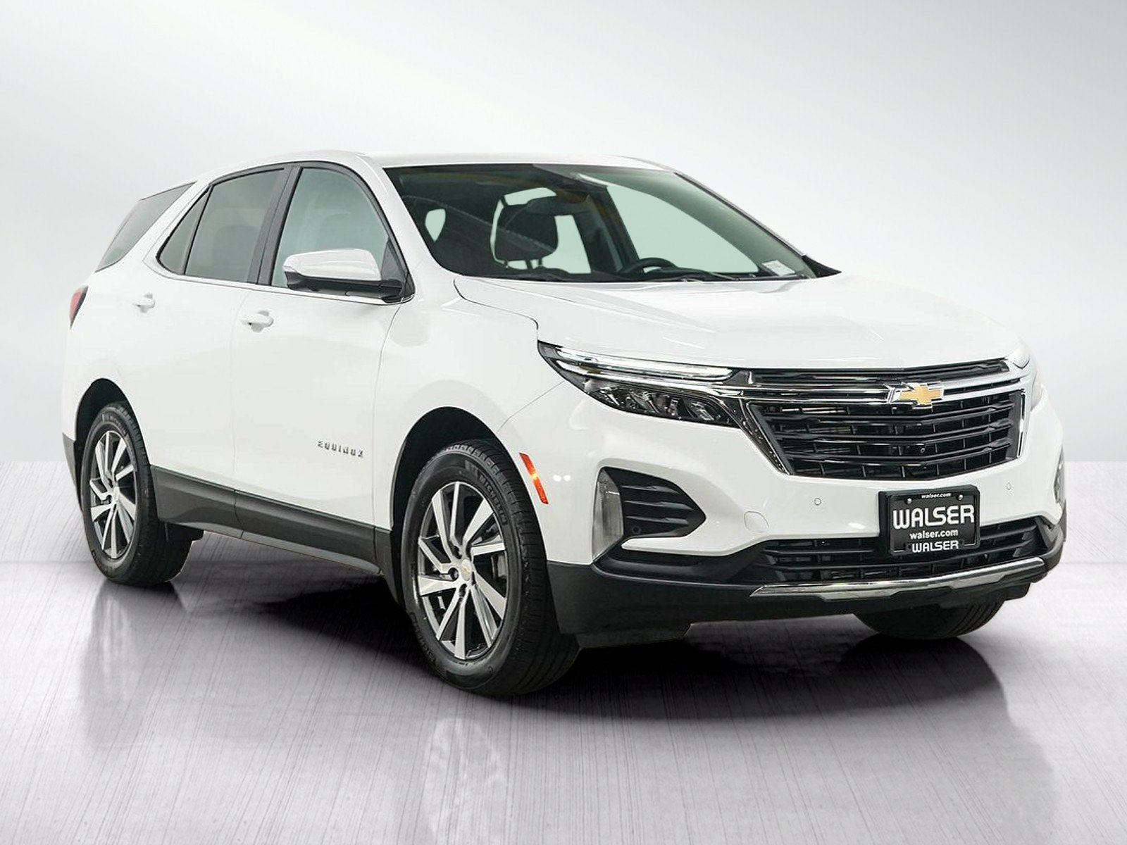 Used 2024 Chevrolet Equinox LT AWD/4WD image 7