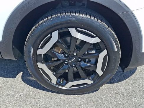 Used 2024 Kia Telluride S w/ S Sunroof Package AWD/4WD image 8