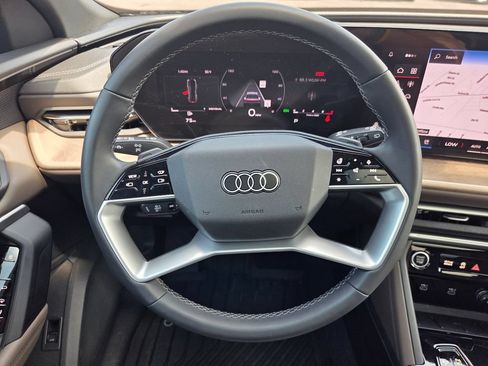 Used 2025 Audi Q5 Premium Plus AWD/4WD image 14