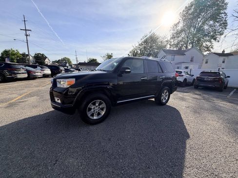 Used 2010 Toyota 4Runner Limited AWD/4WD image 36