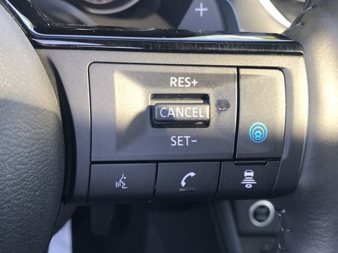 Certified 2023 Nissan Rogue SL w/ SL Premium Package AWD/4WD image 11