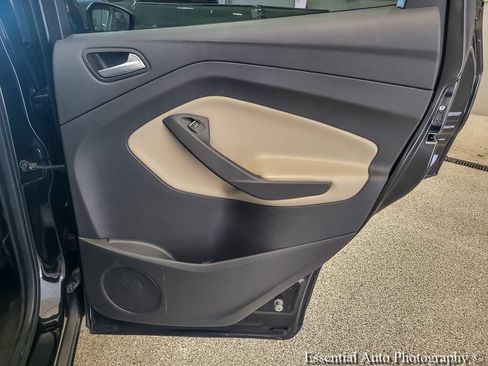 Used 2019 Ford Escape SEL AWD/4WD image 19