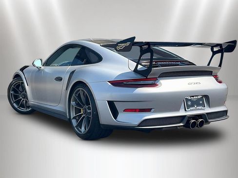 Used 2019 Porsche 911 GT3 RS RWD image 4