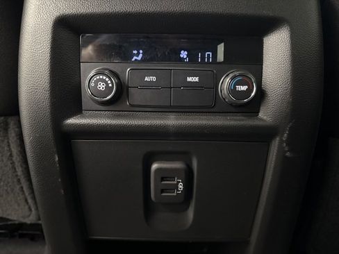 Used 2023 Chevrolet Traverse LT w/ LPO, Floor Liner Package image 25