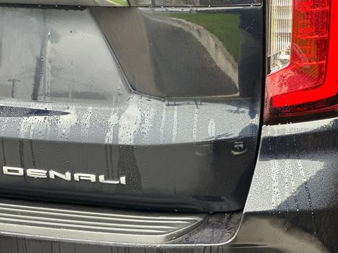 Used 2023 GMC Yukon Denali Ultimate image 31