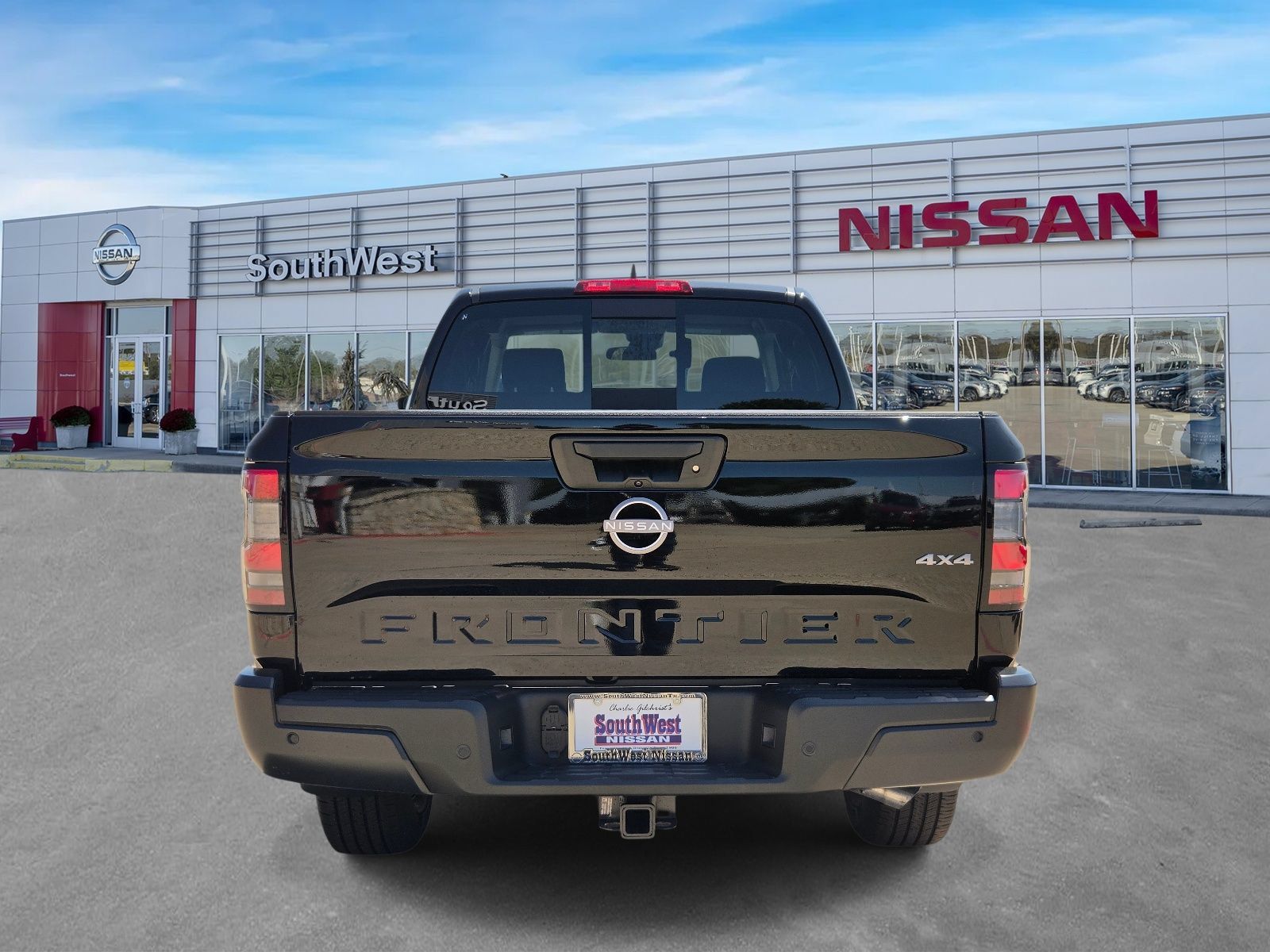 New 2027 Nissan Frontier S w/ Tow Package AWD/4WD image 6