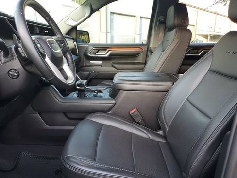 Used 2024 GMC Sierra 1500 Denali w/ Denali Reserve Package AWD/4WD image 19