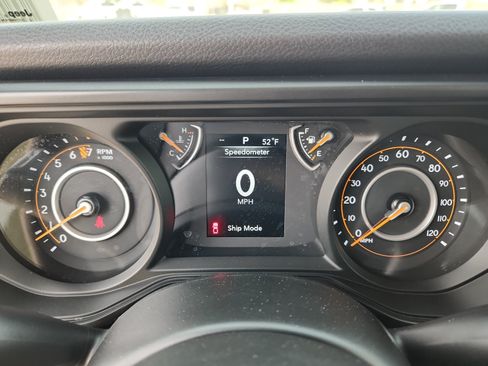 New 2026 Jeep Gladiator Sport AWD/4WD image 14