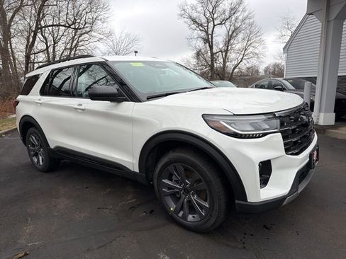 New 2026 Ford Explorer Active w/ Active Comfort Package AWD/4WD image 1