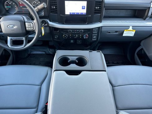 New 2026 Ford F250 XL w/ XL Chrome Package image 12