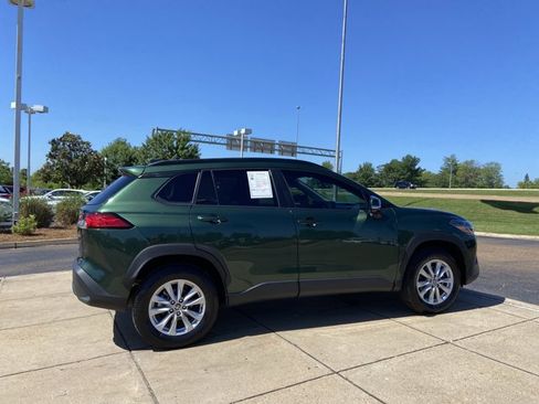 Used 2022 Toyota Corolla Cross LE FWD image 14