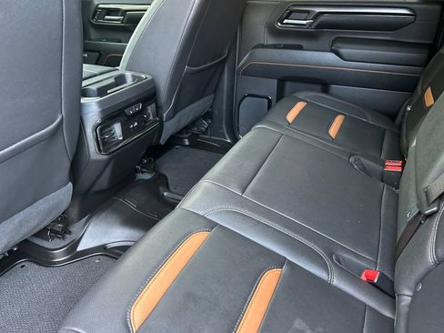 Used 2024 GMC Sierra 3500 AT4 w/ AT4 Premium Plus Package image 12